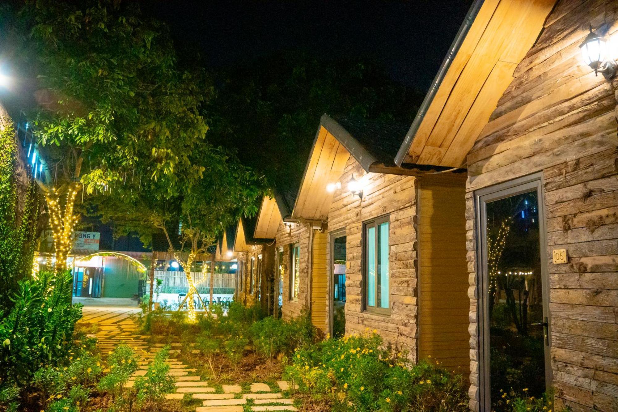 Mocha House Hotel Lang Mon Bagian luar foto